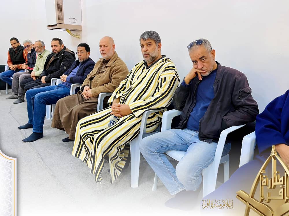 صورة من حضور الاجتماع 4